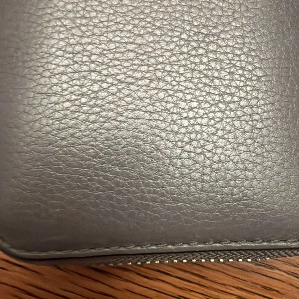 Marc by Marc Jacobs Women's Slim Zip Around Wallet